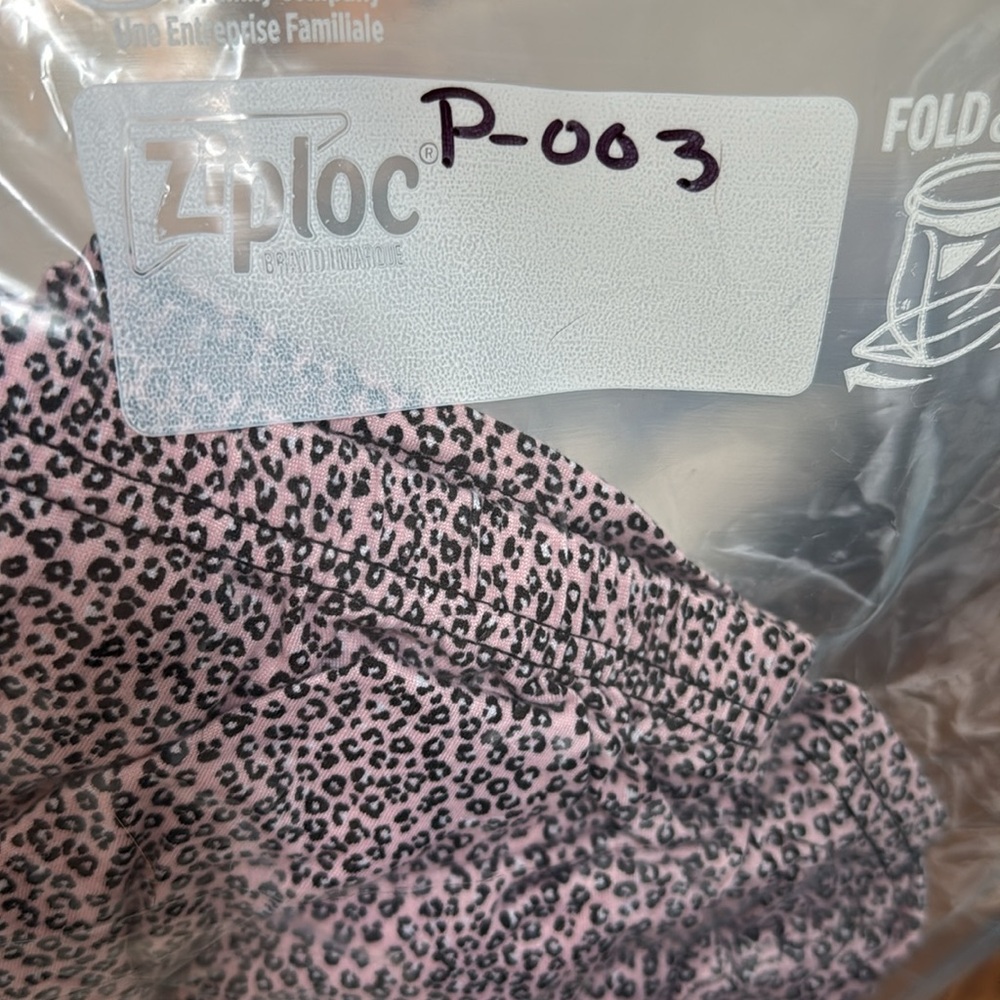 BCBGMaxAzria Pink Black Leopard Elastic Waistband Pajama Lounge Short Medium EUC - Picture 8 of 8